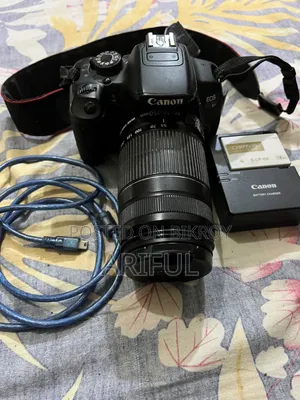 Conon Eos Kiss X7i Camera With 55/255mm Lens for Sell