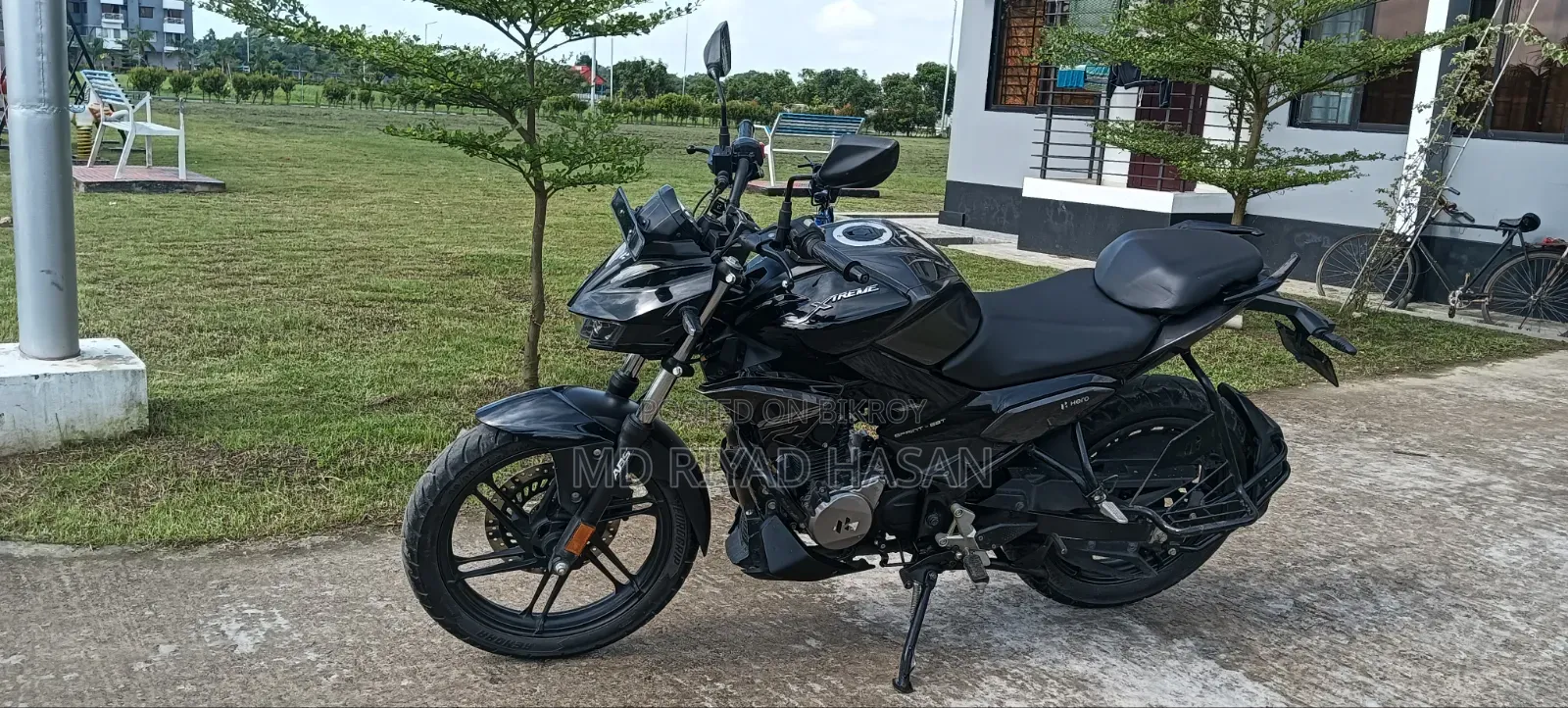 New Hero Xtreme 125R 2025 Black