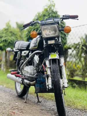 Yamaha 1995 Black