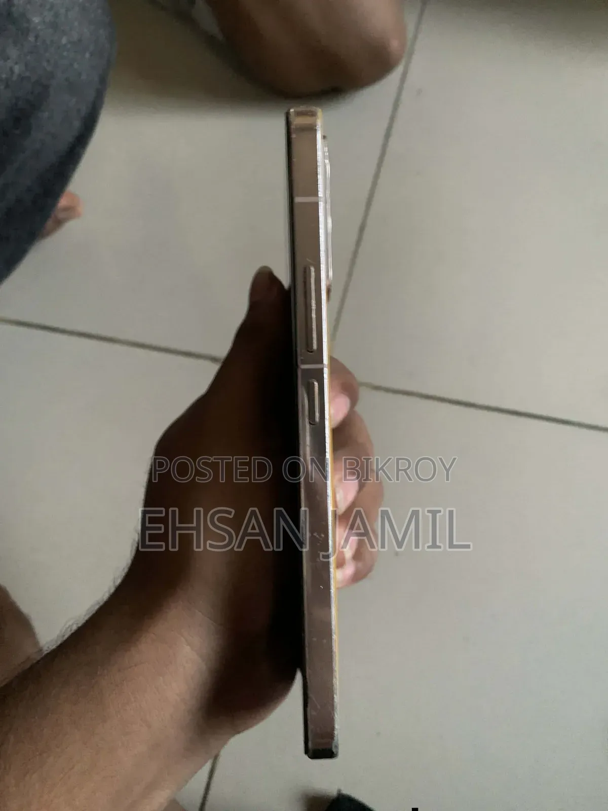 Vivo V23 128 GB Orange