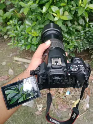 Canon EOS 250D DSLR Camera With 18-55mm Lens