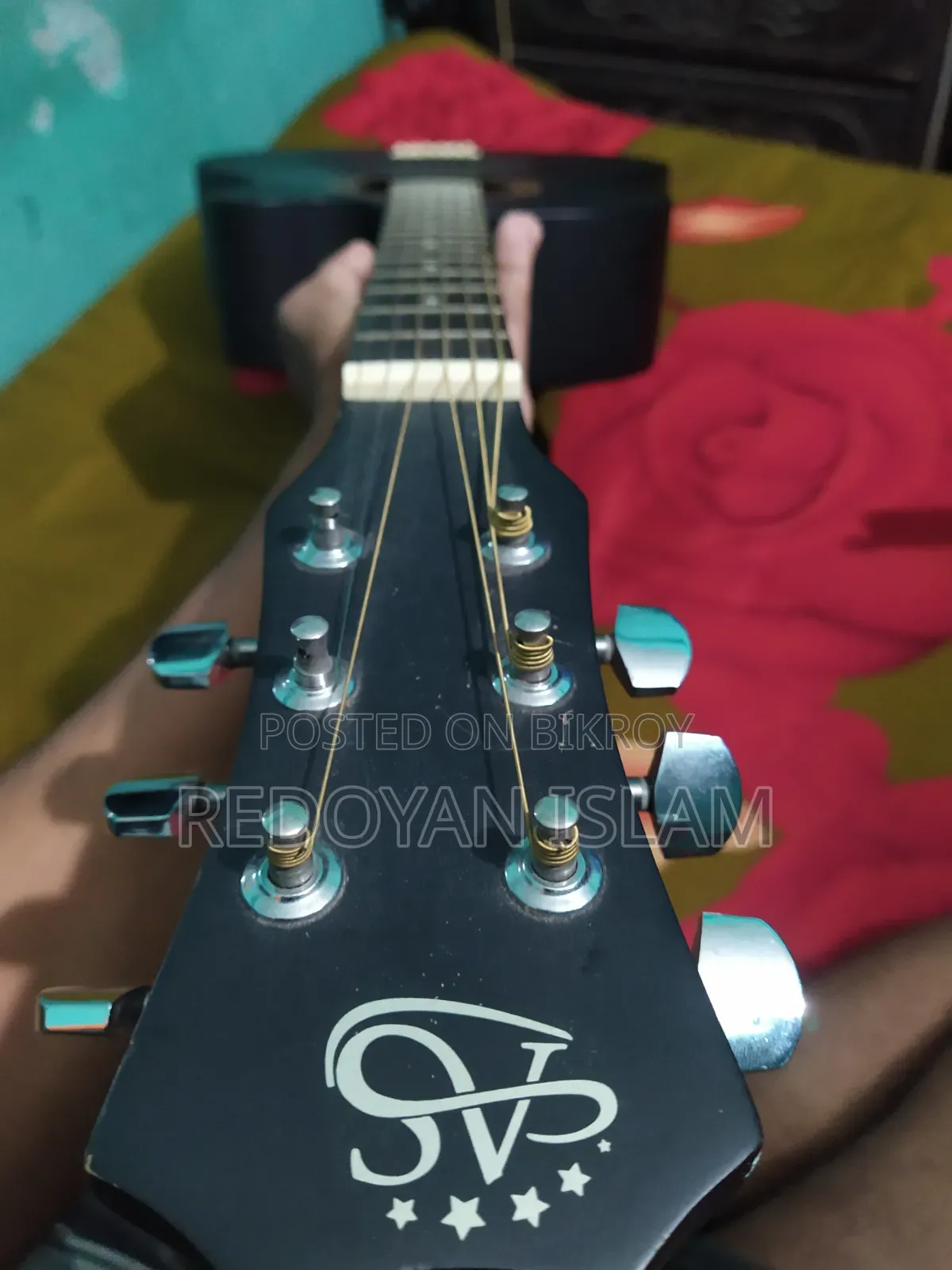 Acoustic Gutar