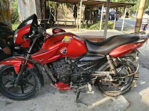 TVS Apache RTR 160 2V 2015 Red