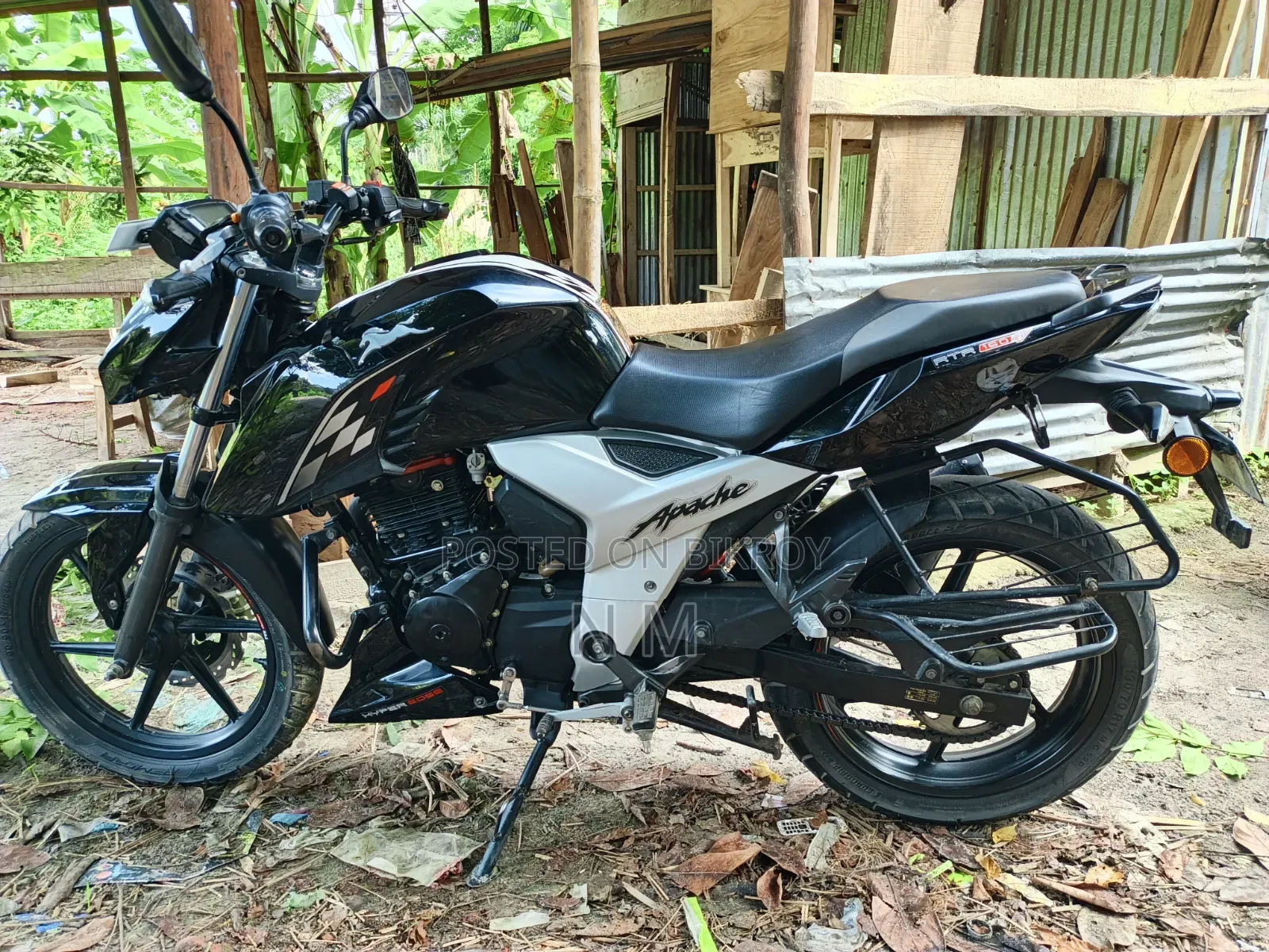 New TVS Apache 160 4V 2024 Black
