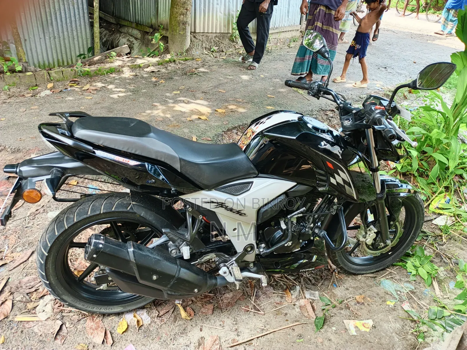 New TVS Apache 160 4V 2024 Black