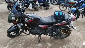 Bajaj Discover 135 2010 Black