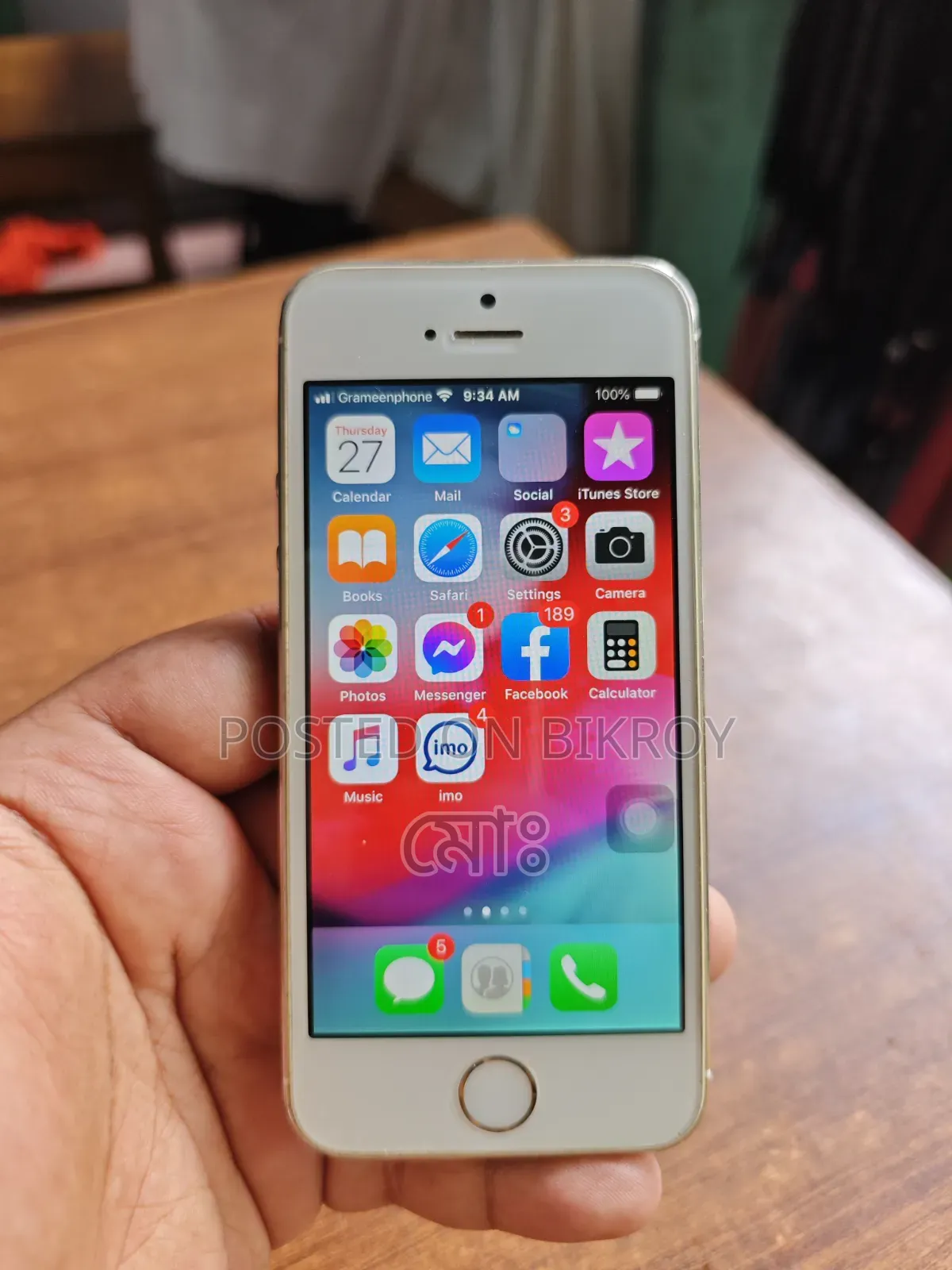 Apple iPhone 5s 16 GB Gold