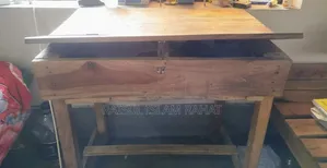 Sell Post
Single Bed - 700 Taka 
Table -500 
Call