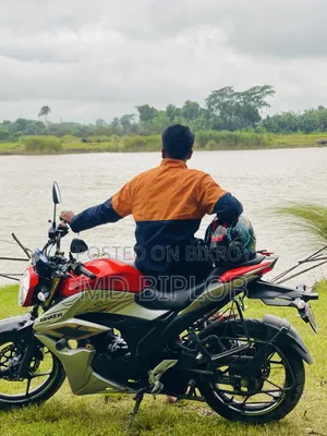 Suzuki Gixxer 2024 Orange