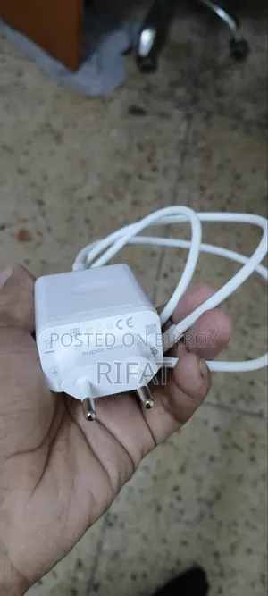 Oppo superVooc Charger