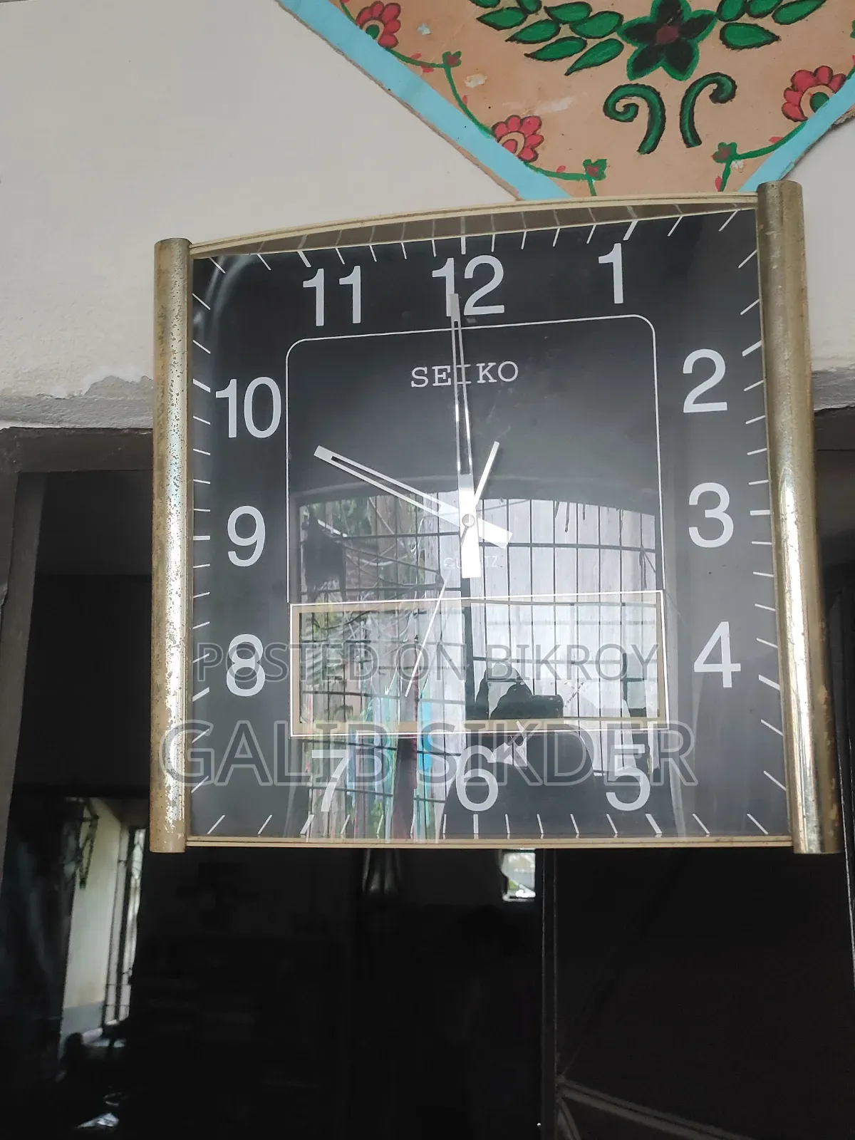 দেওয়াল ঘড়ি