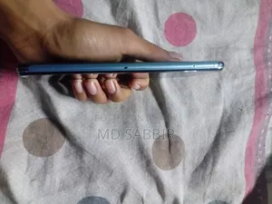 Vivo Y20G 128 GB Silver
