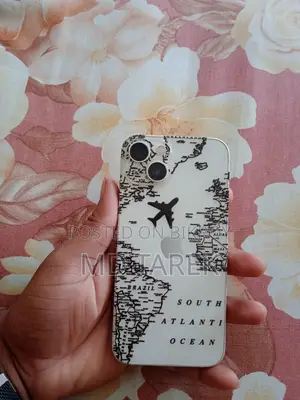 Apple iPhone 13 ১২৮ জিবি সাদা