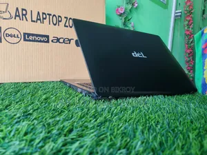 Laptop 8GB Intel Core i7 SSD 128GB
