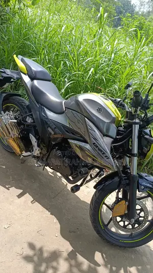 Suzuki GSX-F 2026 Silver