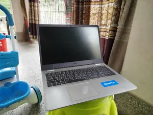 Laptop Dell Inspiron 15 3501 8GB Intel Core i3 HDD 1T