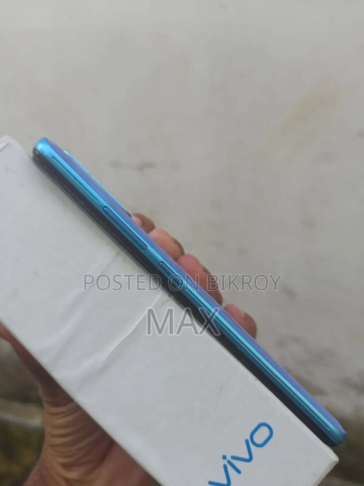 Vivo Y50 128 GB Blue