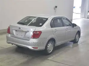 Toyota Axio 2021 Silver