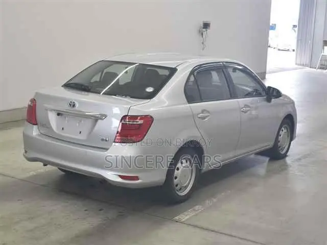 Toyota Axio 2021 Silver
