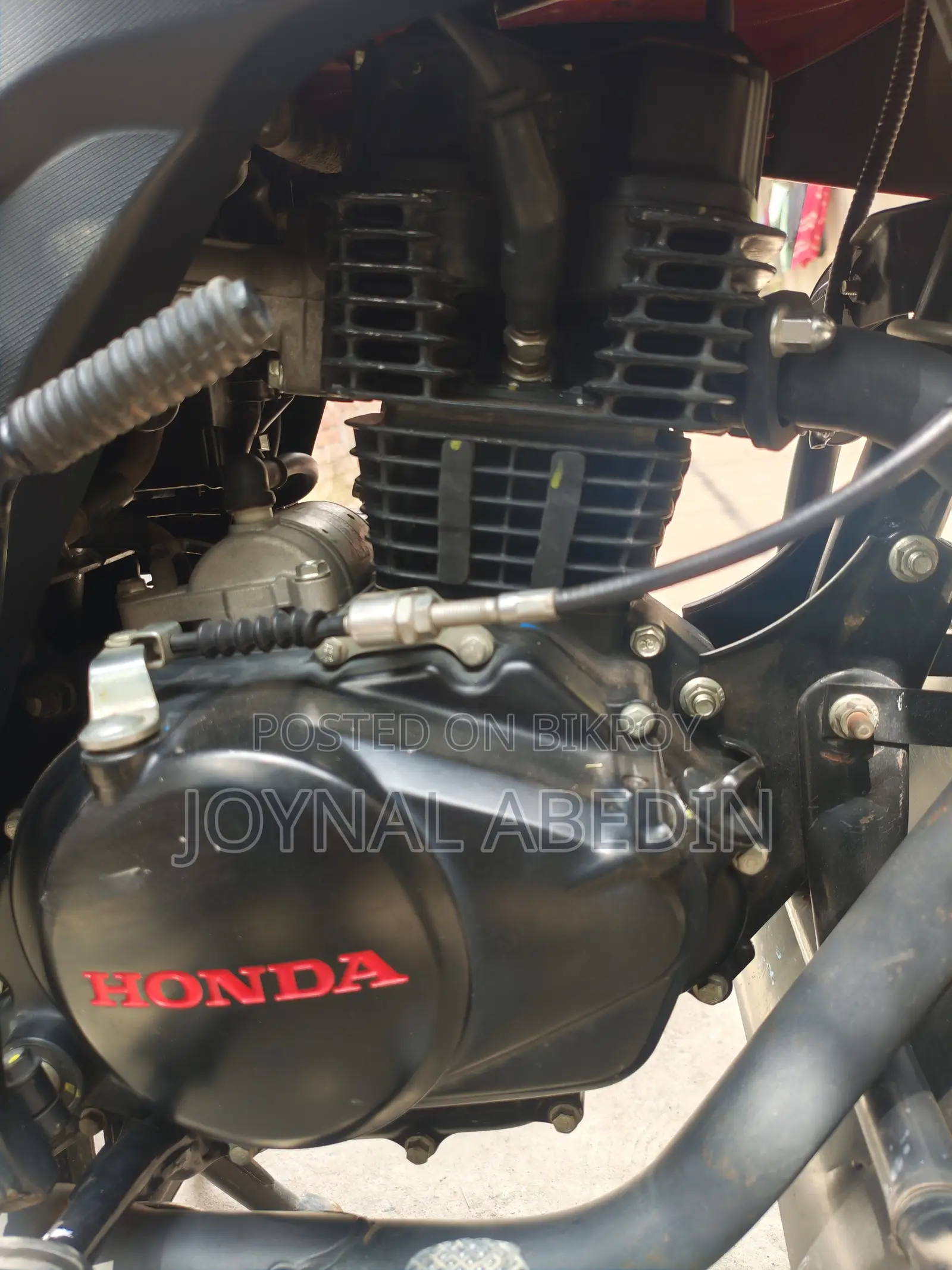 Honda CB 2023 Red