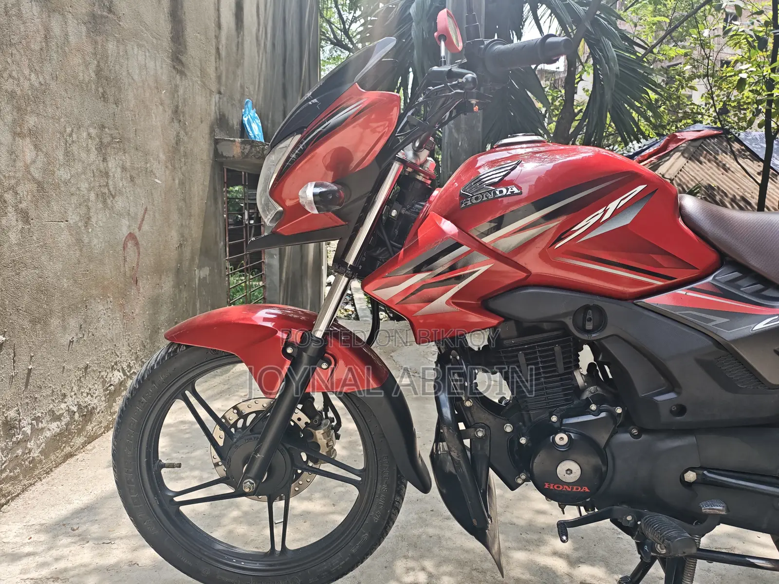 Honda CB 2023 Red