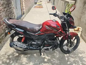 Honda CB 2023 Red