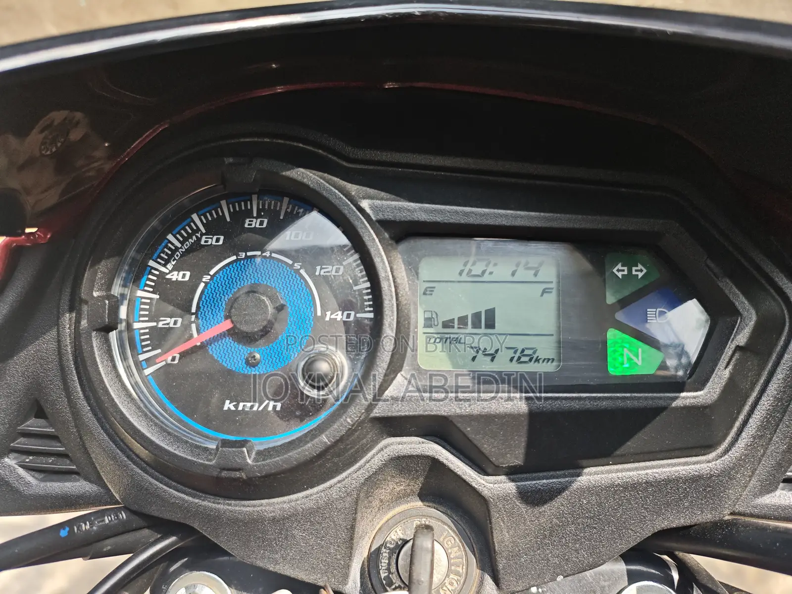 Honda CB 2023 Red