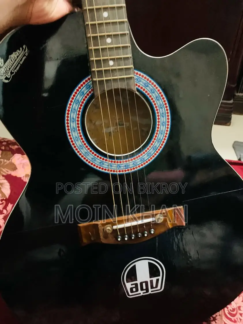 Signature 6string