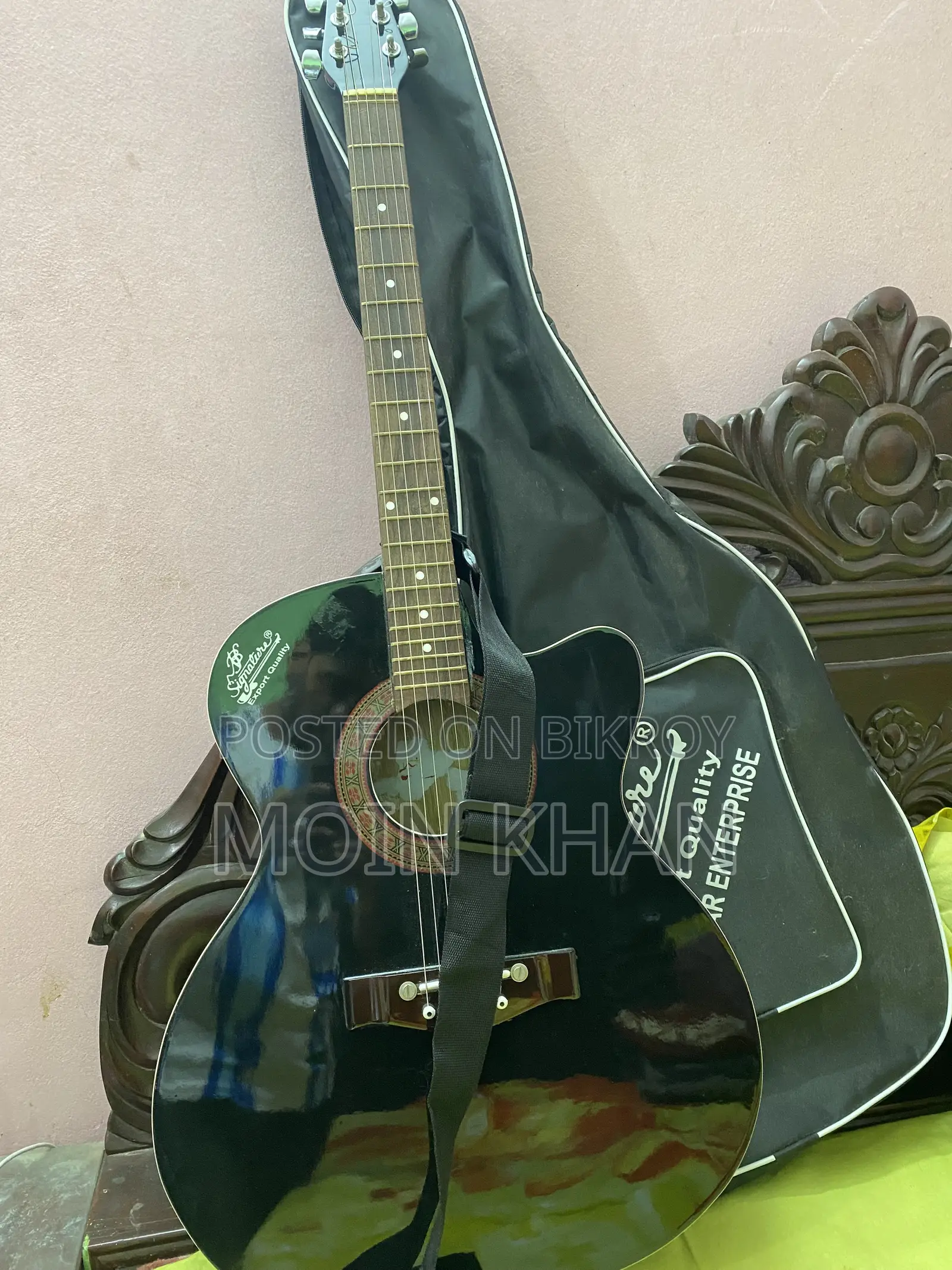 Signature 6string