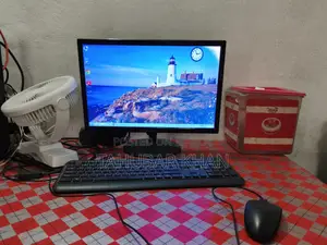 Desktop Computer 4GB Intel Core i3 HDD 500GB