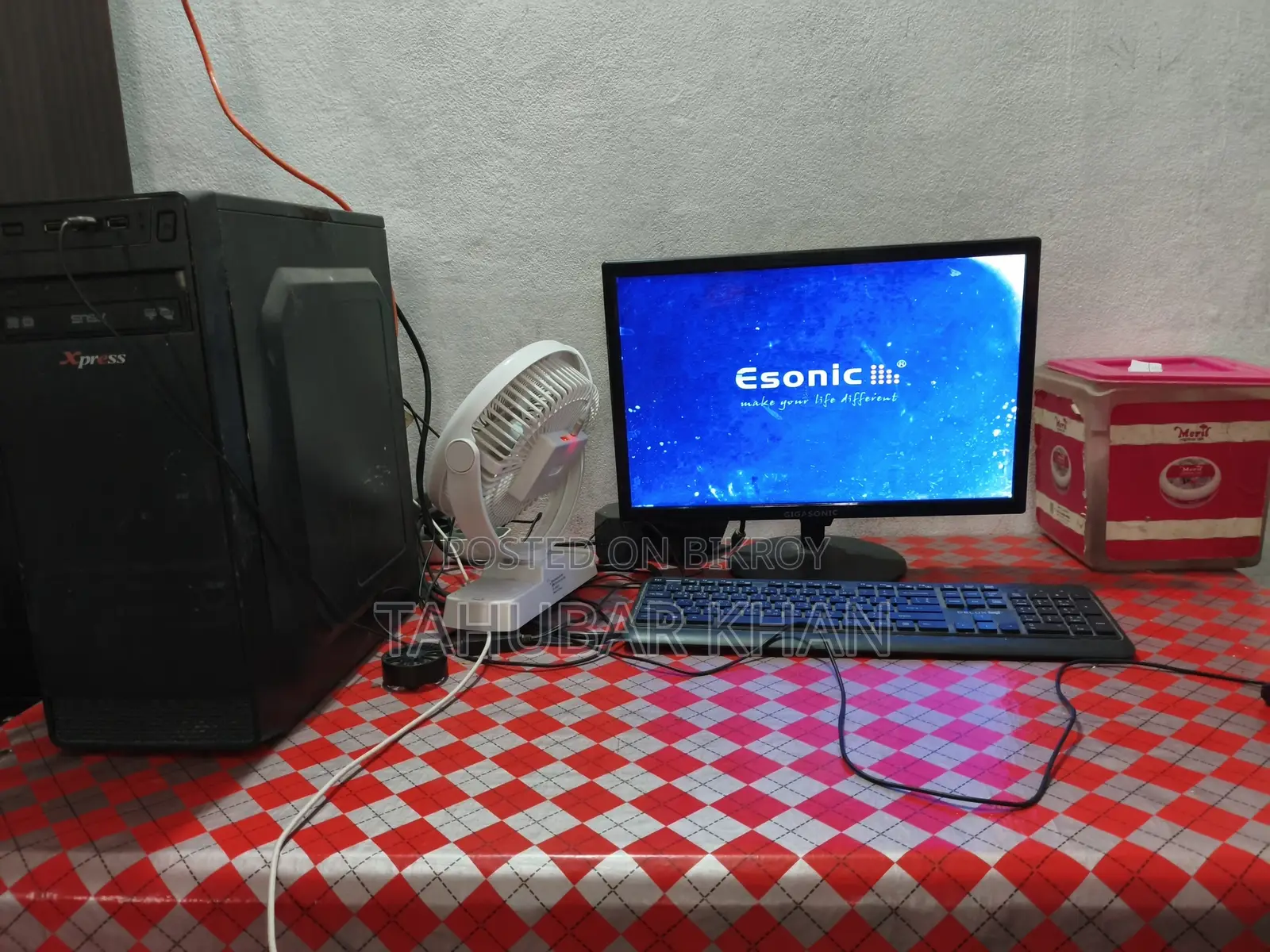 Desktop Computer 4GB Intel Core i3 HDD 500GB