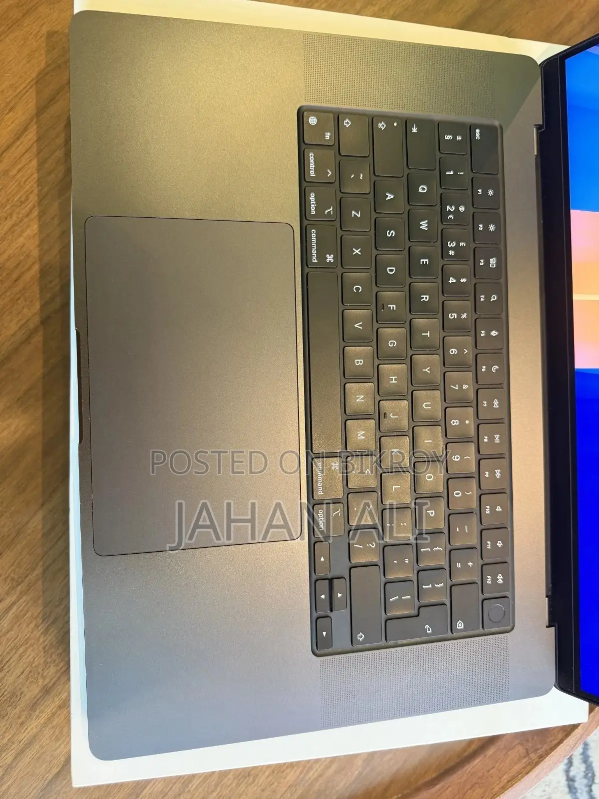 Laptop Apple MacBook Pro 2023 M3 Max 18GB Apple M3 Max SSD 1T