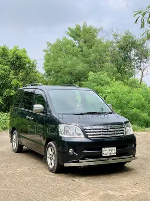 Toyota Noah 2.0 FWD (8 Seater) 2004 Gray