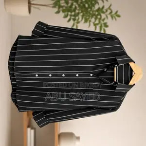 Men's Stylish Vertical Stripe Long Sleeve Shirt