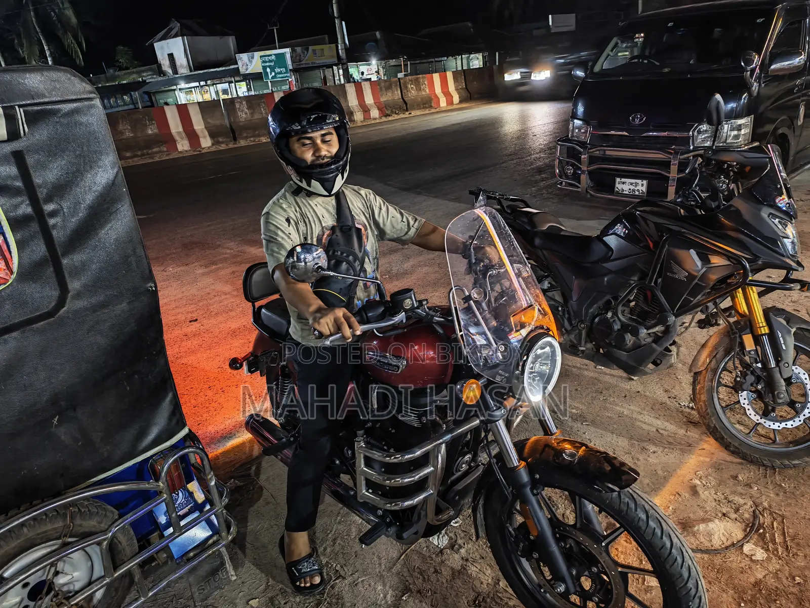 Royal Enfield Meteor 350 2025 Red