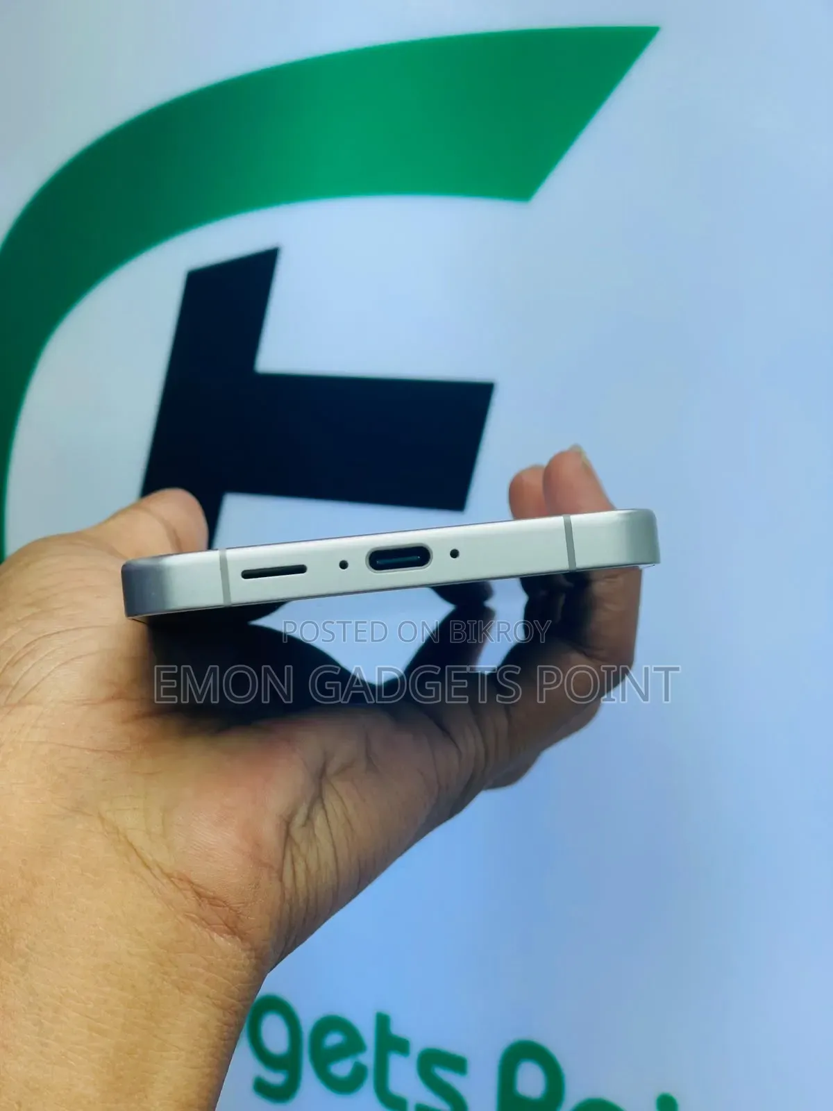 Samsung Galaxy S24 FE 256 GB White