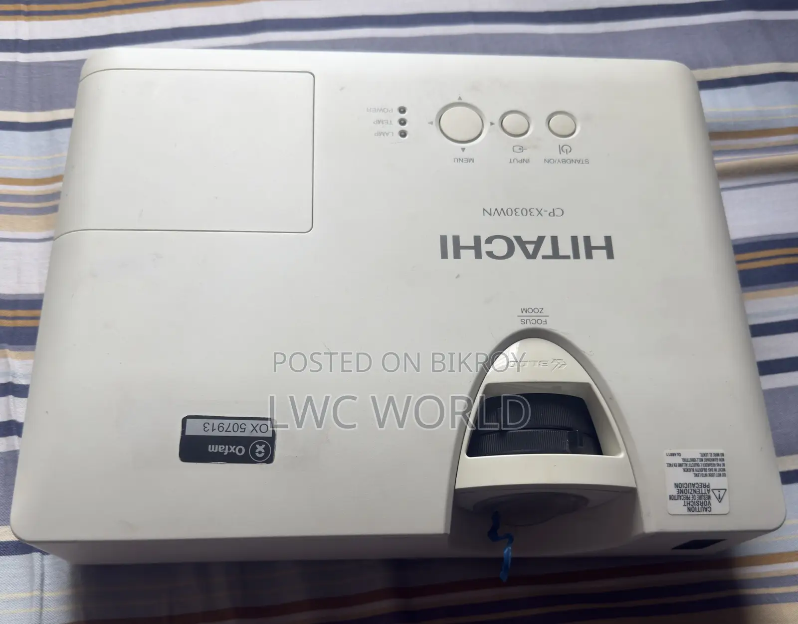 Hitachi Projector