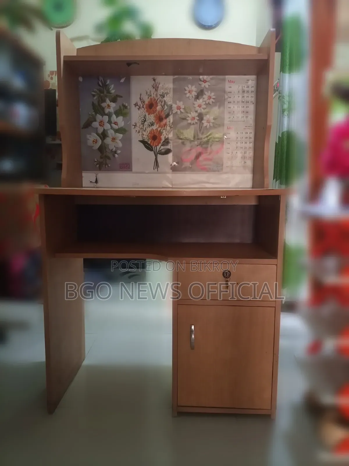 Reading Table for Sale