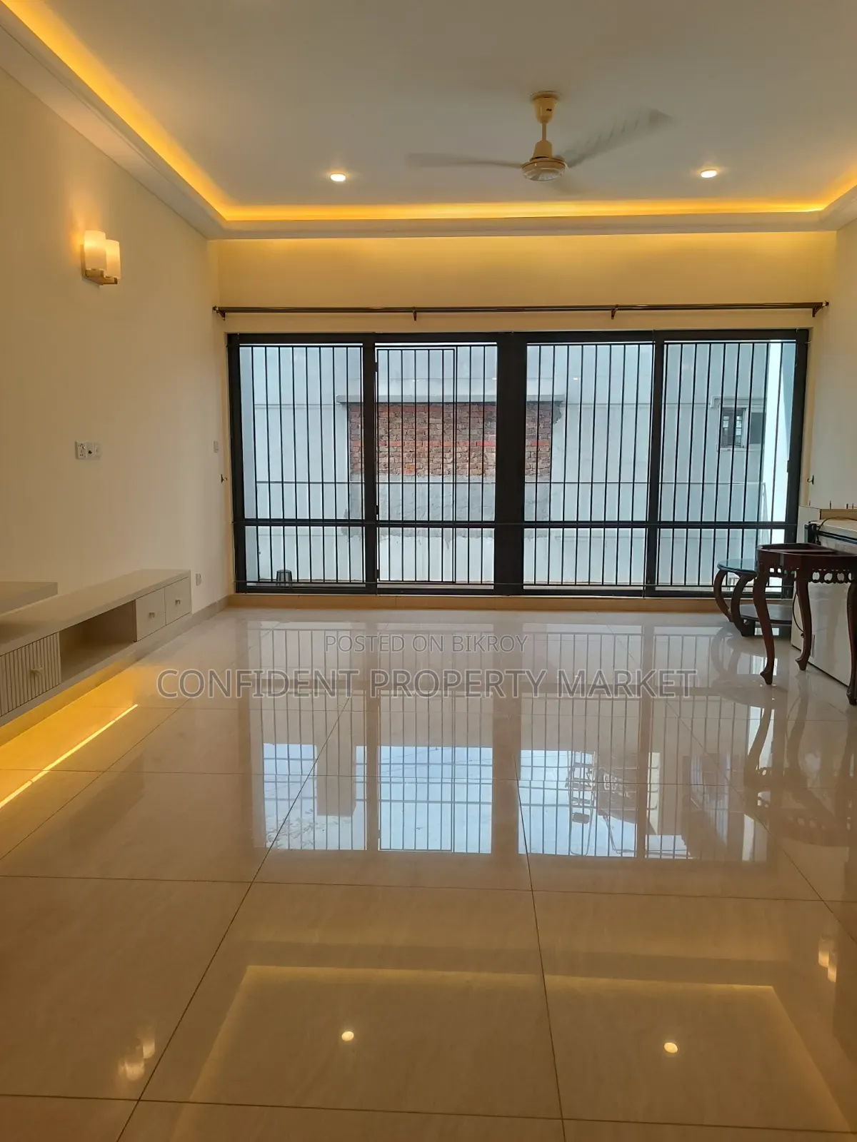 3bdrm Apartment in Baridhara for rent