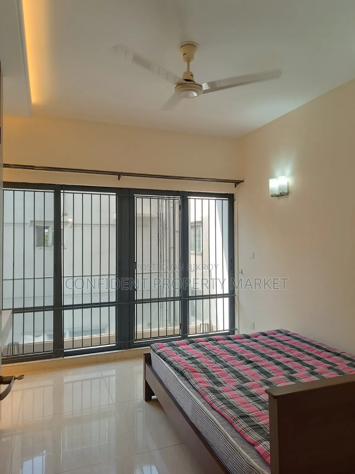 3bdrm Apartment in Baridhara for rent