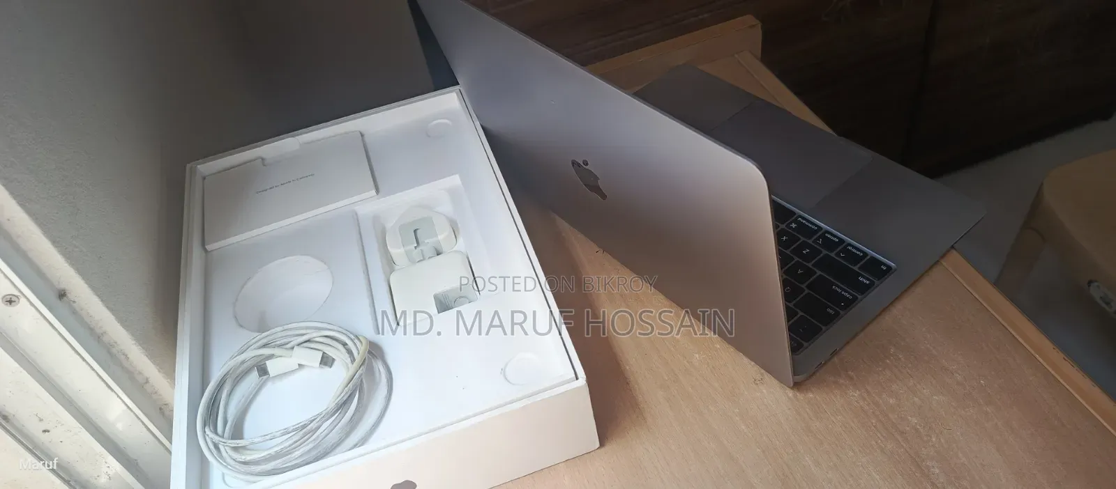 Laptop Apple MacBook 2020 8GB Intel Core i5 SSD 512GB