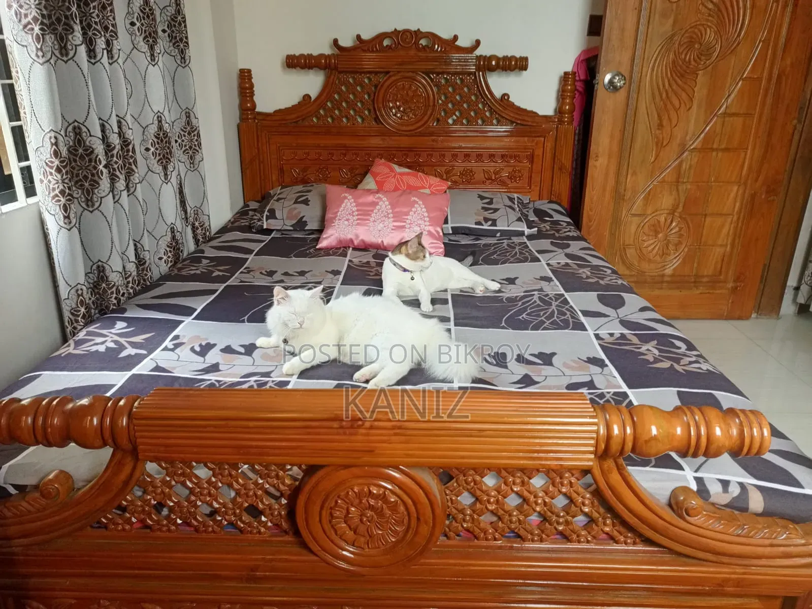 Premium Pure Segun Kather King Size Bed | Excellent Condition