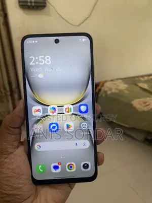 Tecno Spark 40C 128 GB White