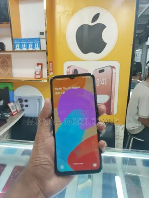 Samsung Galaxy F23 128 GB Black