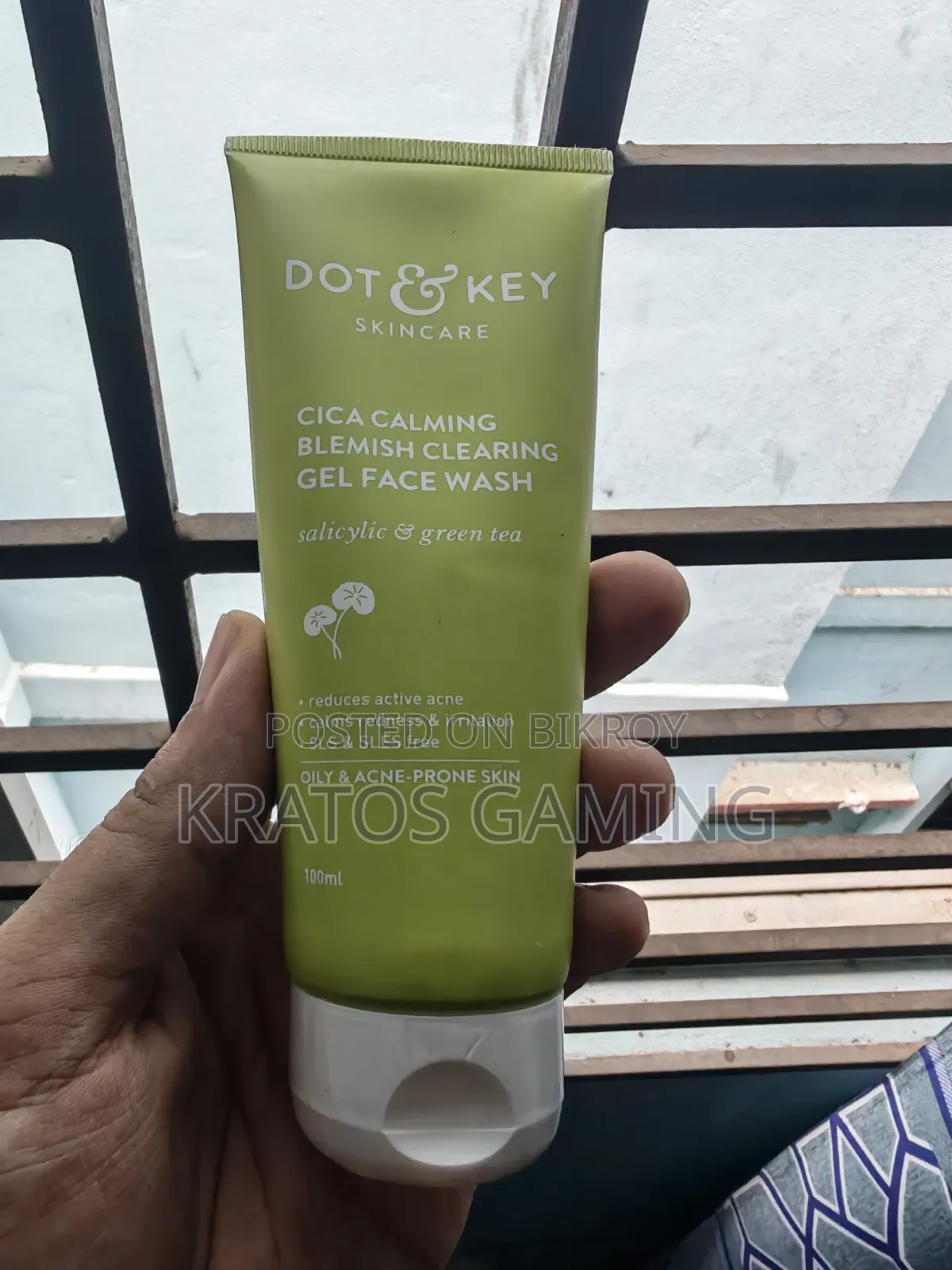 Dot & Key Cica Calming Blemish Clearing Gel Face Wash
