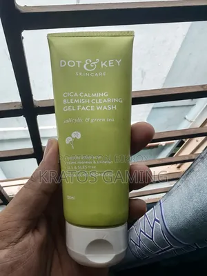 Dot & Key Cica Calming Blemish Clearing Gel Face Wash