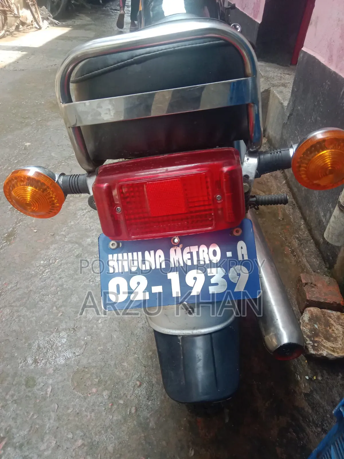 Yamaha 2000 Black