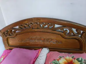 খাট+তোষক +জাজিম ৭৯ ইঞ্চ বাই ৬০ ইঞ্চ ( অরজিনাল সেগুন কাঠ ঘরে বানানো)