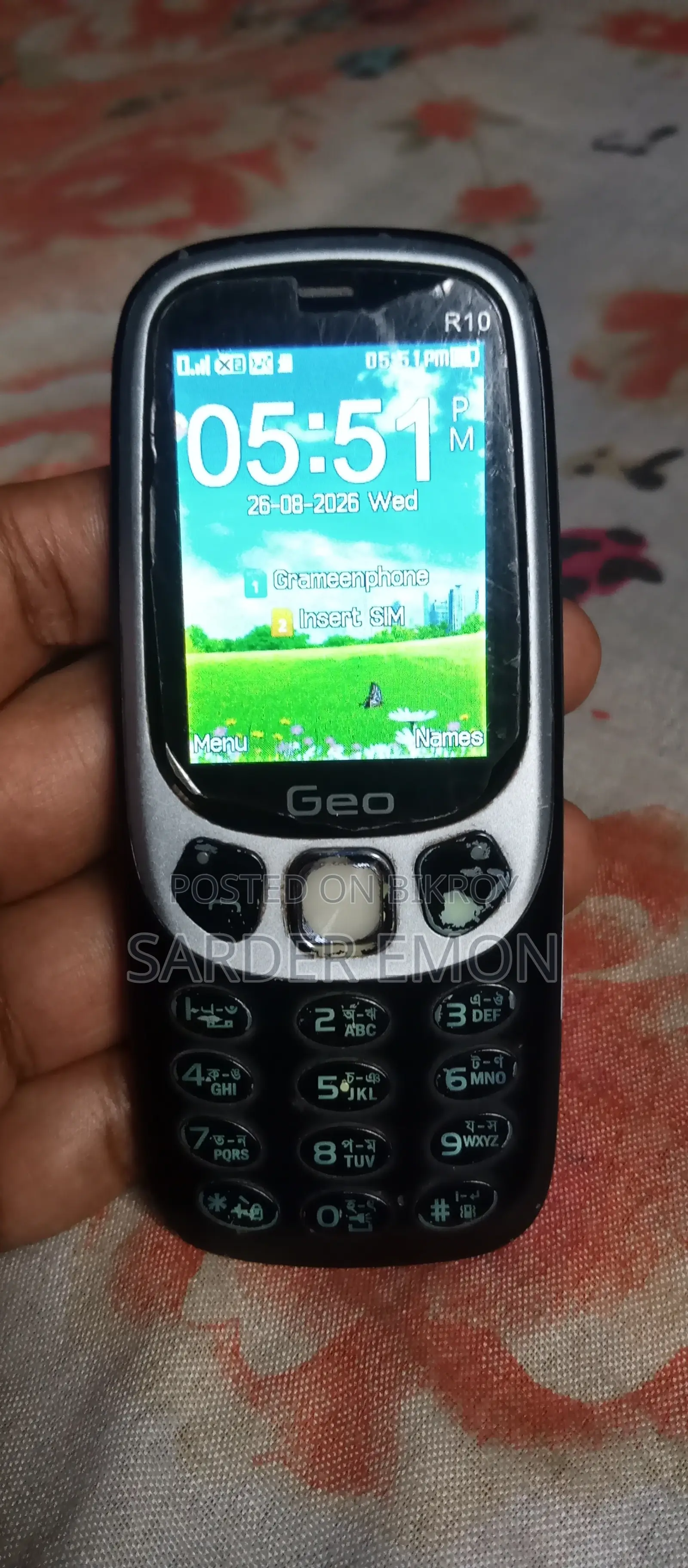 Geo R10 Black