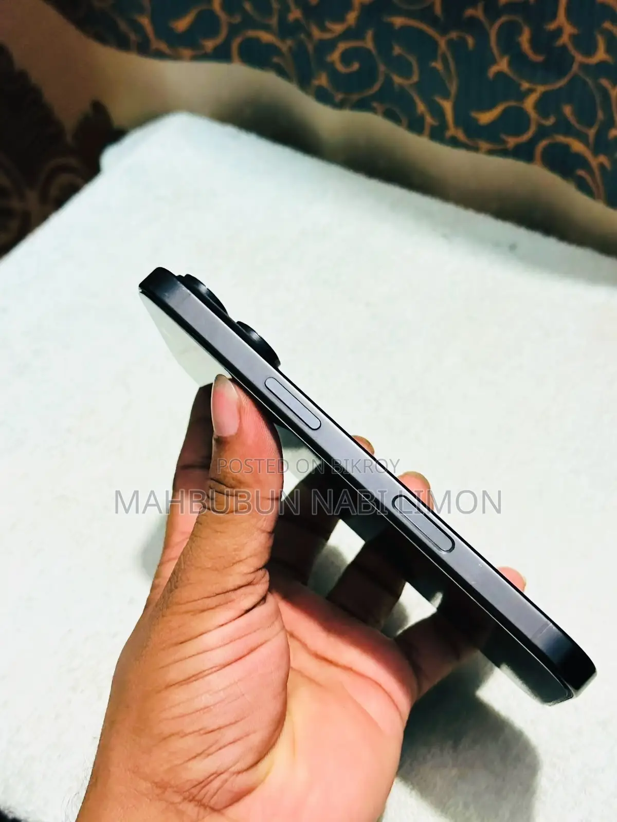 অ্যাপল আইফোন ১৬ প্রো ১২৮ জিবি কালো
